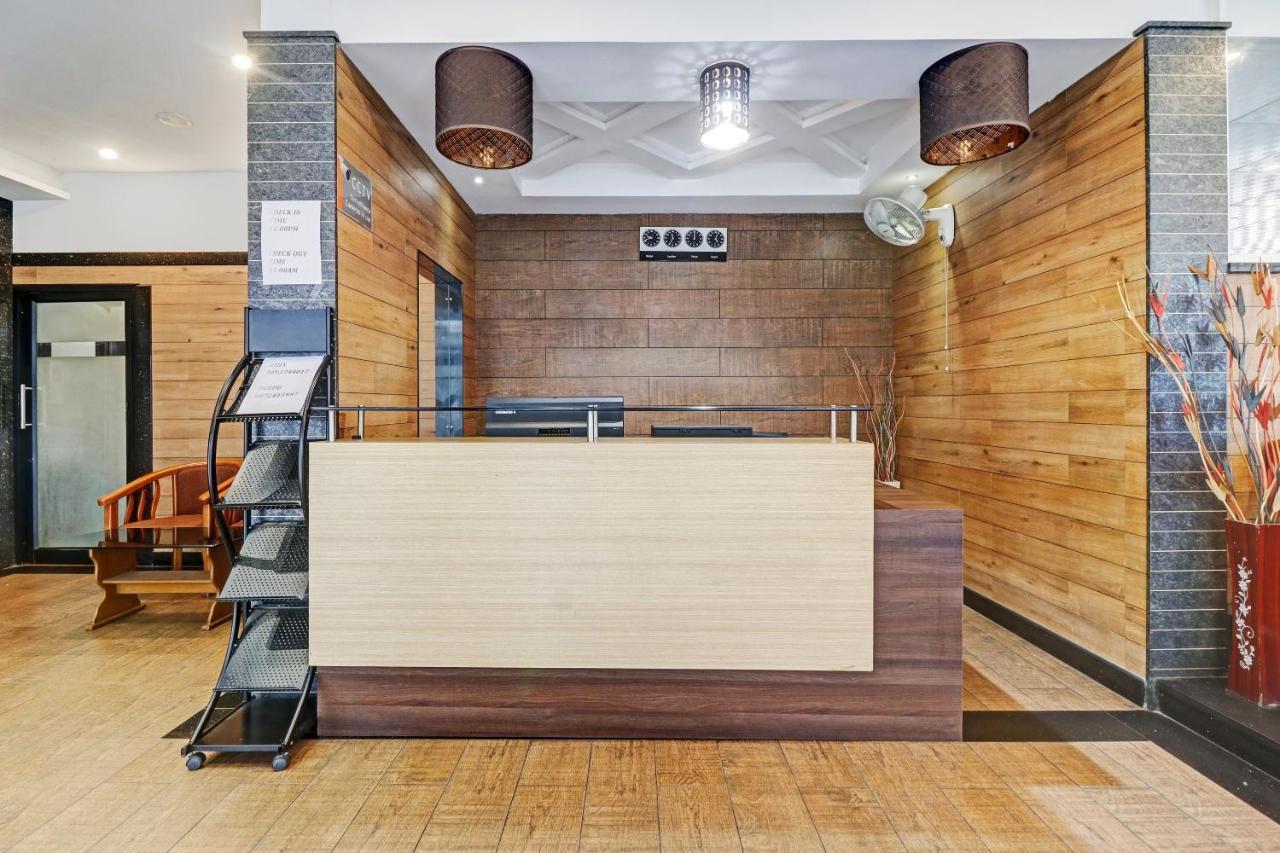 Oyo Townhouse 595 Majestic Inn Kochi 外观 照片